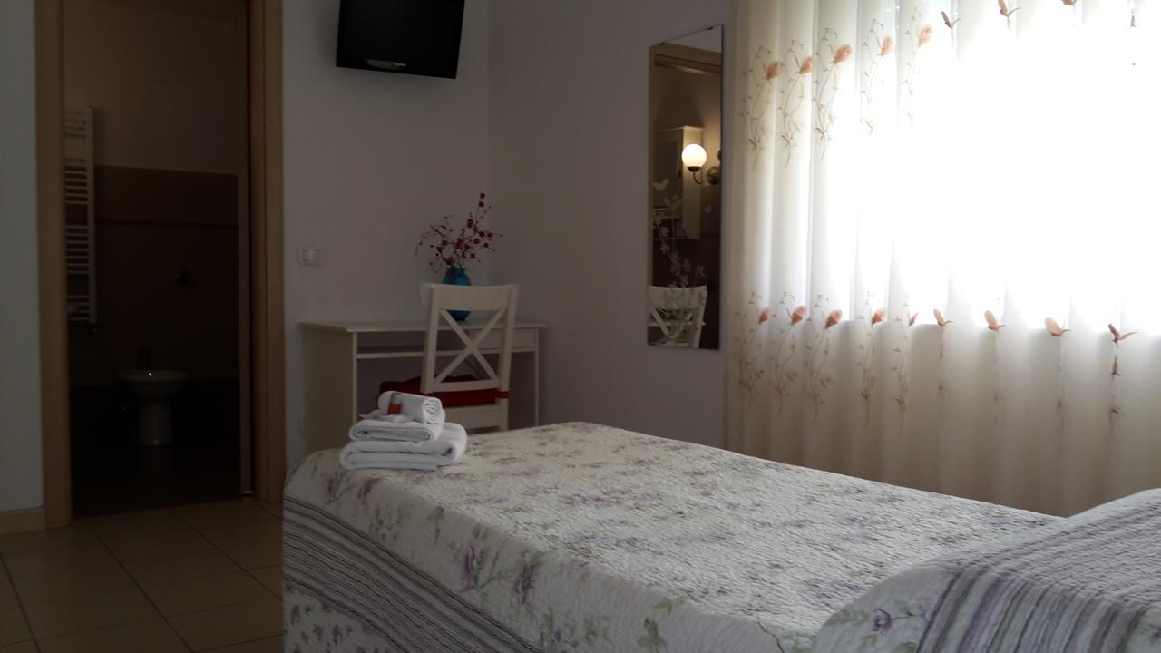 Bed And Breakfast Trestelle 안코나 외부 사진